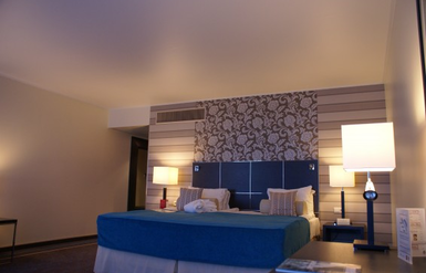 Сатиновые натяжные потолки